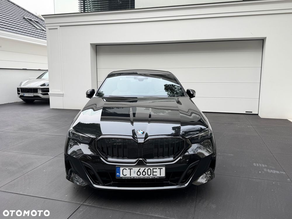 BMW Seria 5 520d xDrive mHEV M Sport - 3