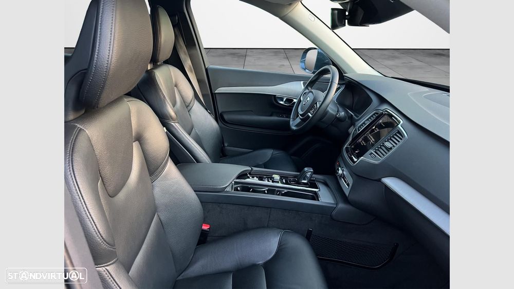 Volvo XC 90 2.0 T8 PHEV Momentum Plus AWD - 10