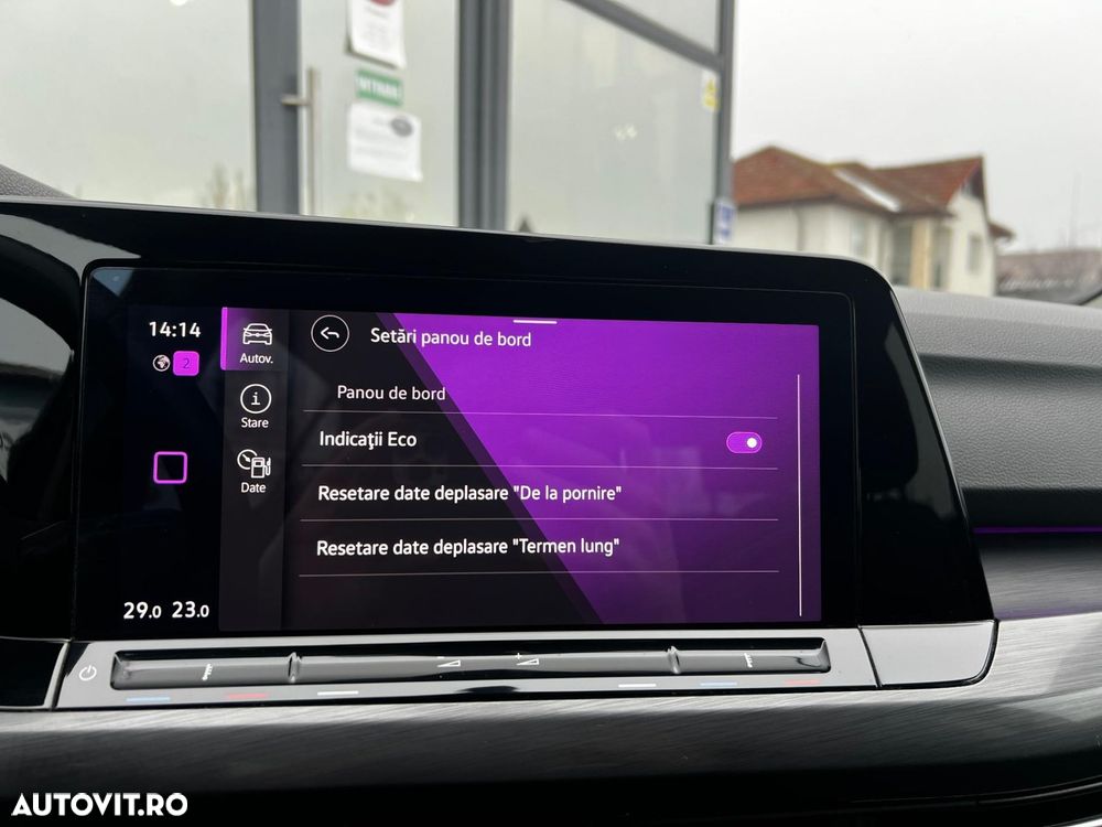 Volkswagen Golf - 27