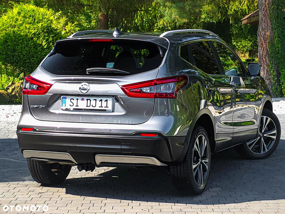Nissan Qashqai 1.6 DIG-T Tekna - 4