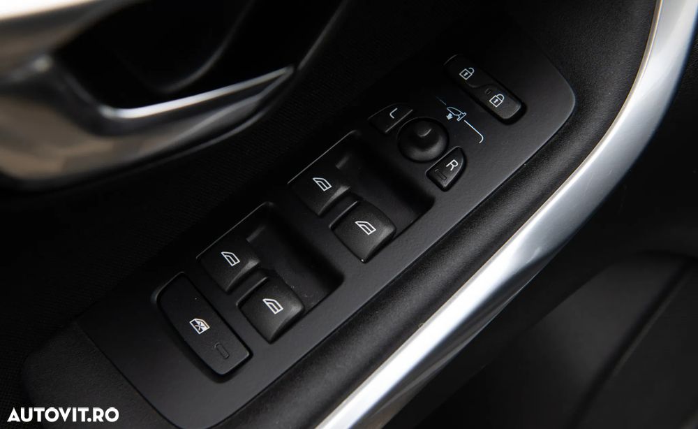 Volvo V40 D3 Geartronic Momentum - 11