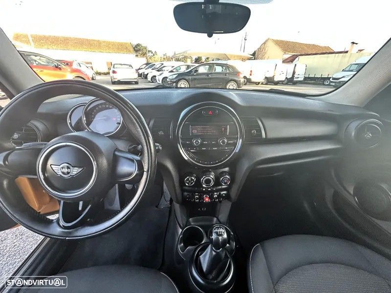 MINI 5 Portas One D - 16