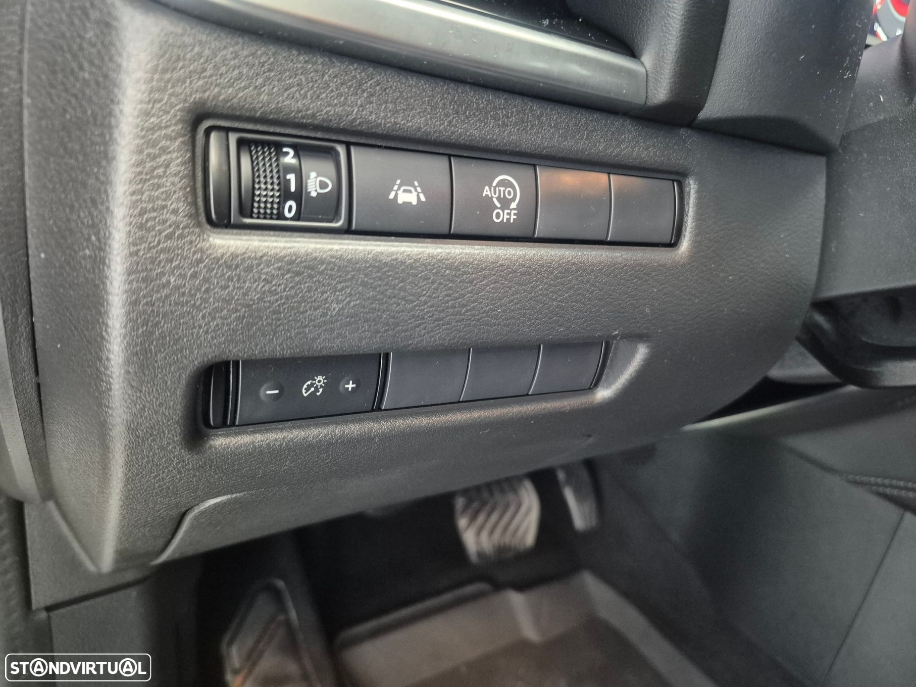 Nissan Qashqai 1.3 DIG-T N-Connecta LED Xtronic - 17