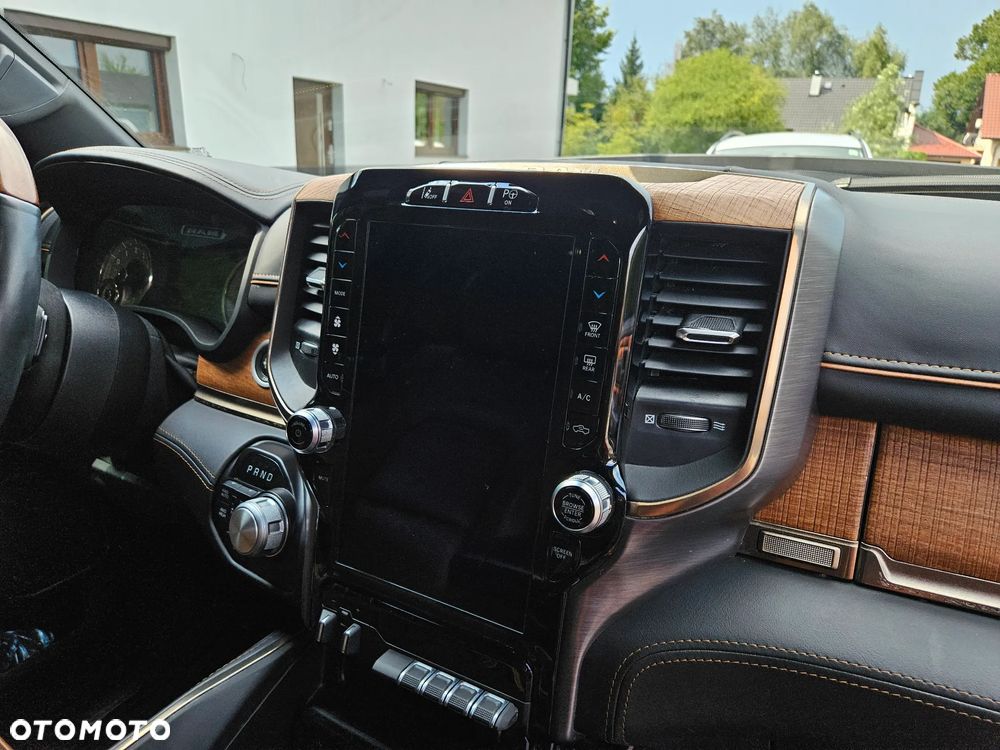 RAM 1500 Quad Cab Longbed Bighorn - 23