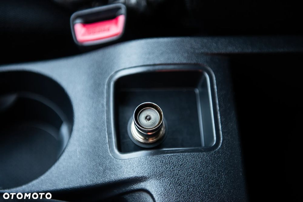 Hyundai i30 1.4 Blue Comfort - 38