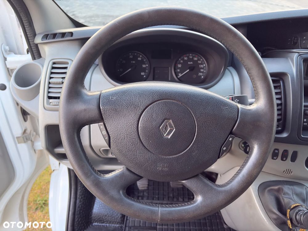 Renault TRAFIC (blaszak) - 8