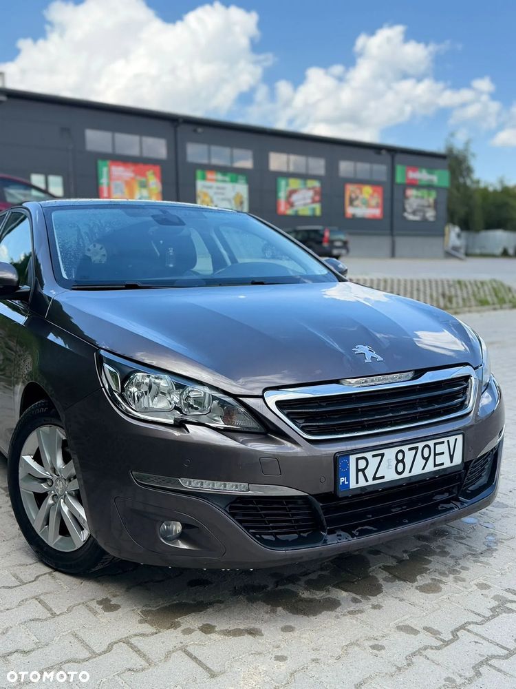 Peugeot 308 1.2 VTi/PureTech Active - 1
