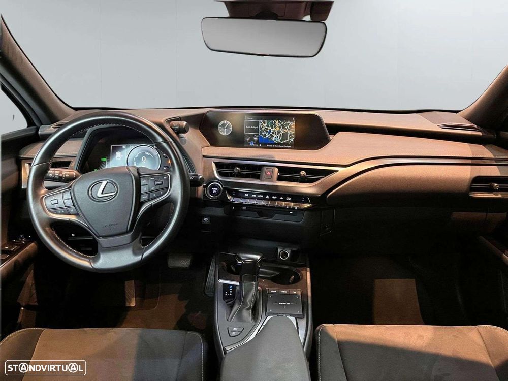 Lexus UX 250h Business - 20