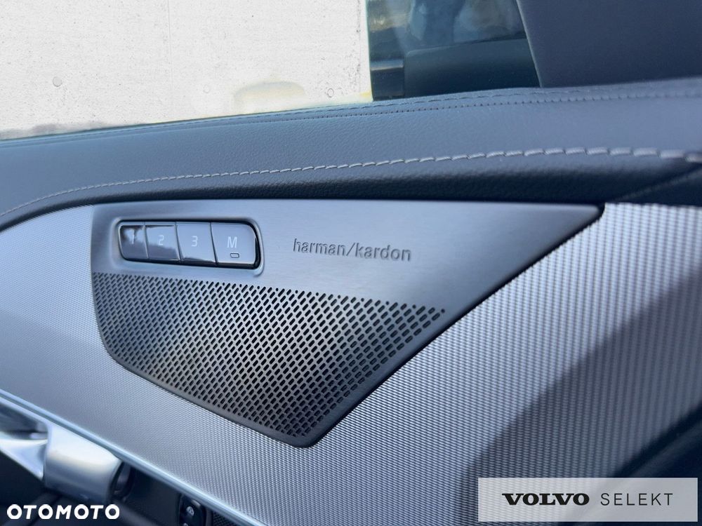 Volvo XC 90 - 21