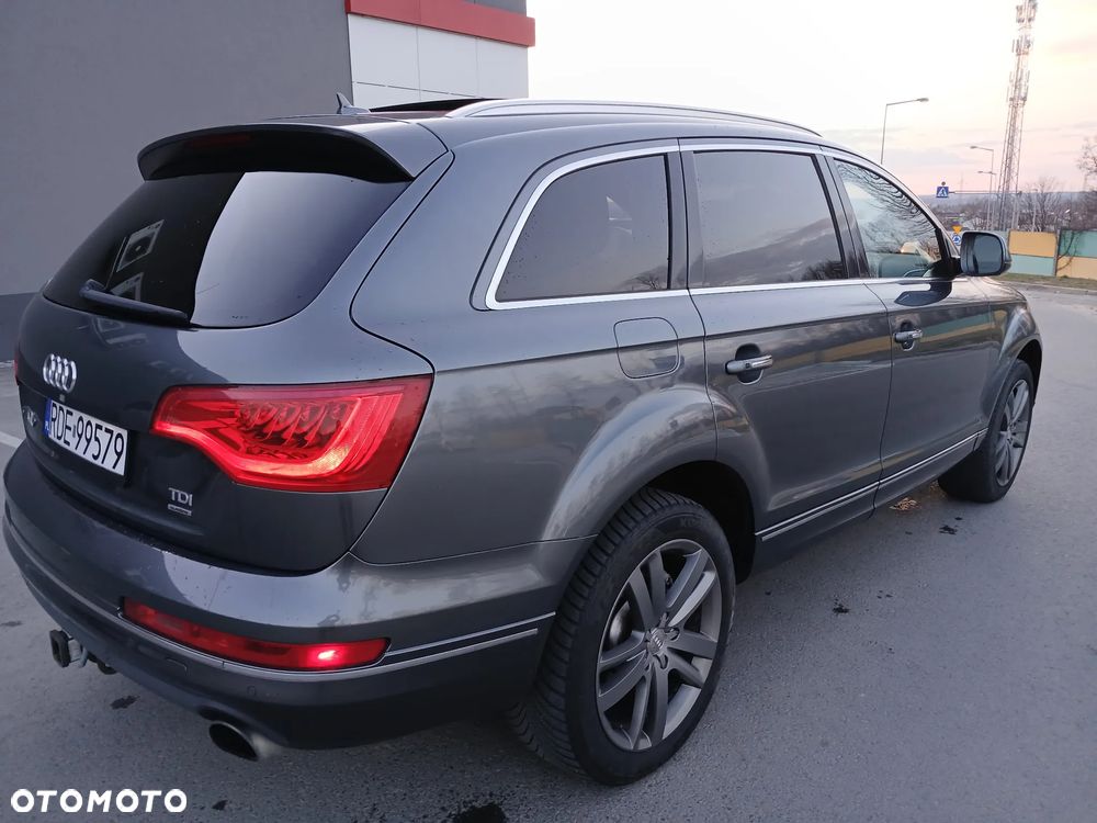 Audi Q7 - 10