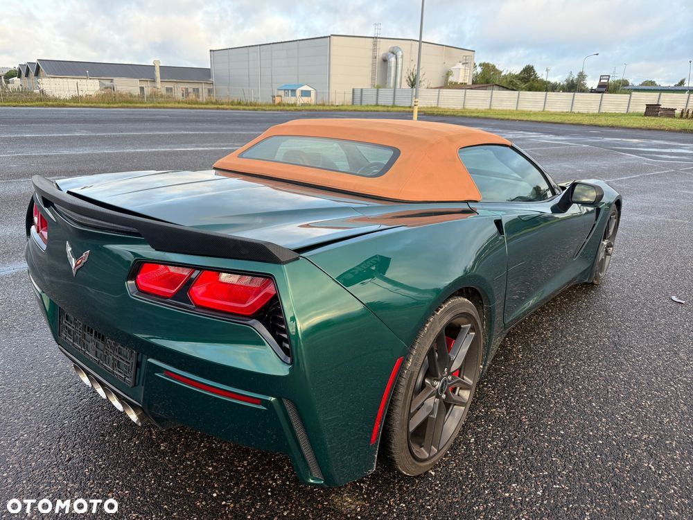 Chevrolet Corvette - 6