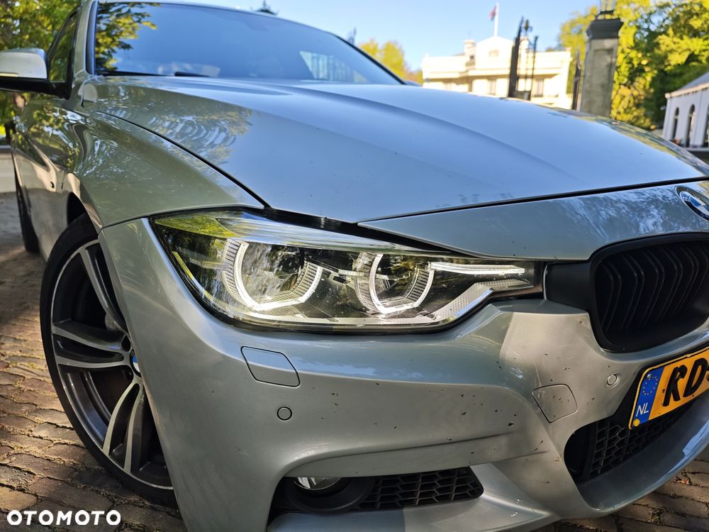 BMW Seria 3 340i M Sport - 9