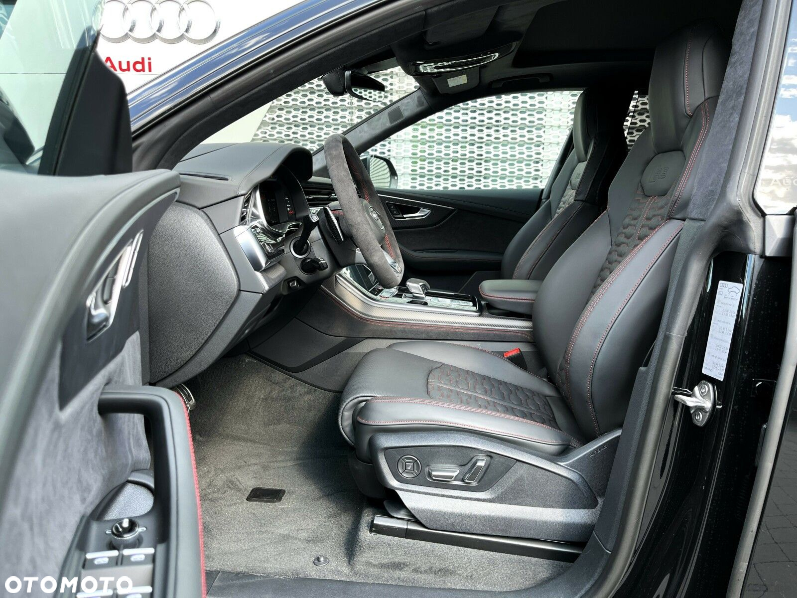 Audi RS Q8 - 5