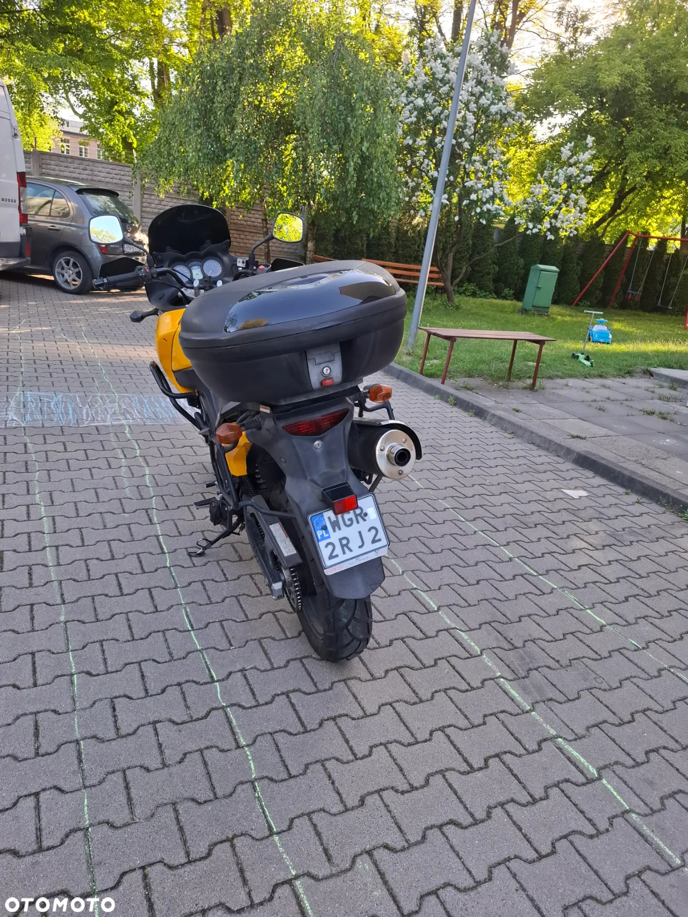Suzuki DL - 5