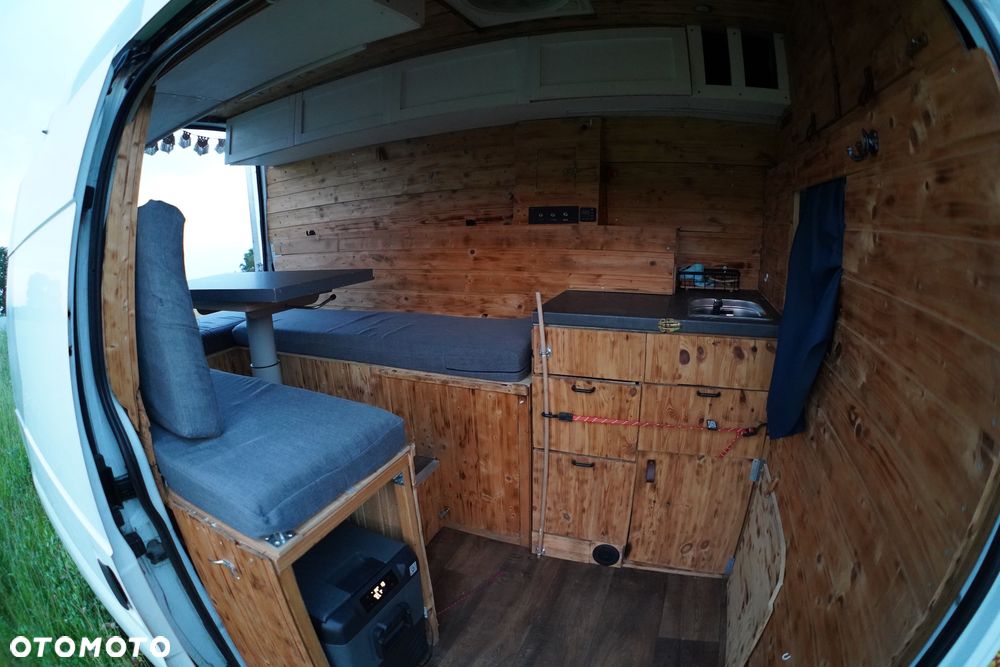 Ford Transit - 4