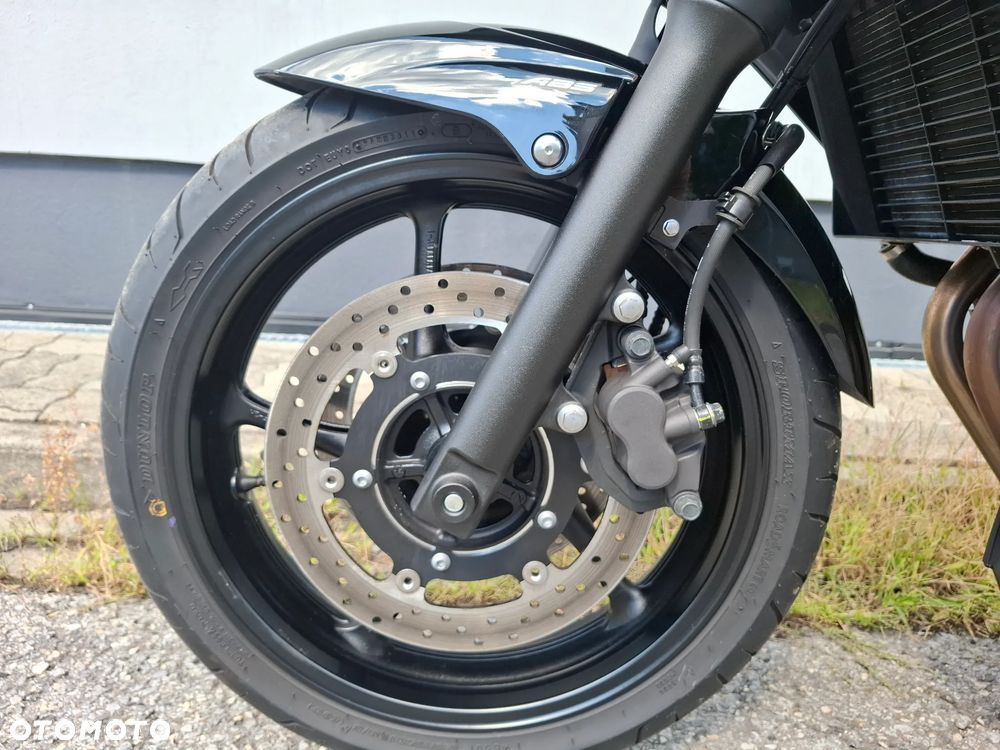 Yamaha XJ - 26