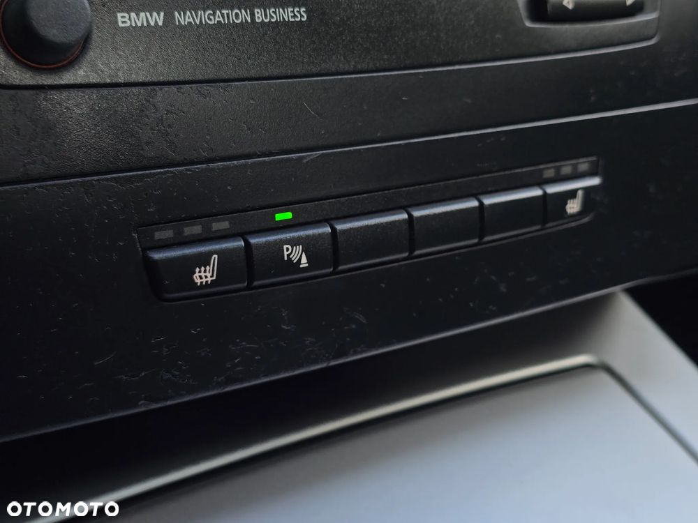 BMW Seria 3 318d - 9