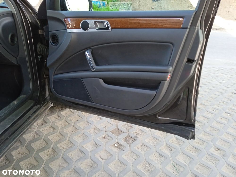 Volkswagen Phaeton 3.0 V6 TDI DPF 4MOTION Automatik (5 Sitzer) - 23