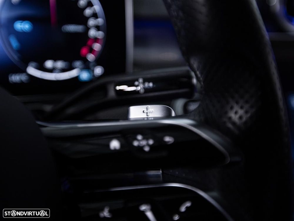 Mercedes-Benz C 300 e 9G-TRONIC Edition AMG Line - 24