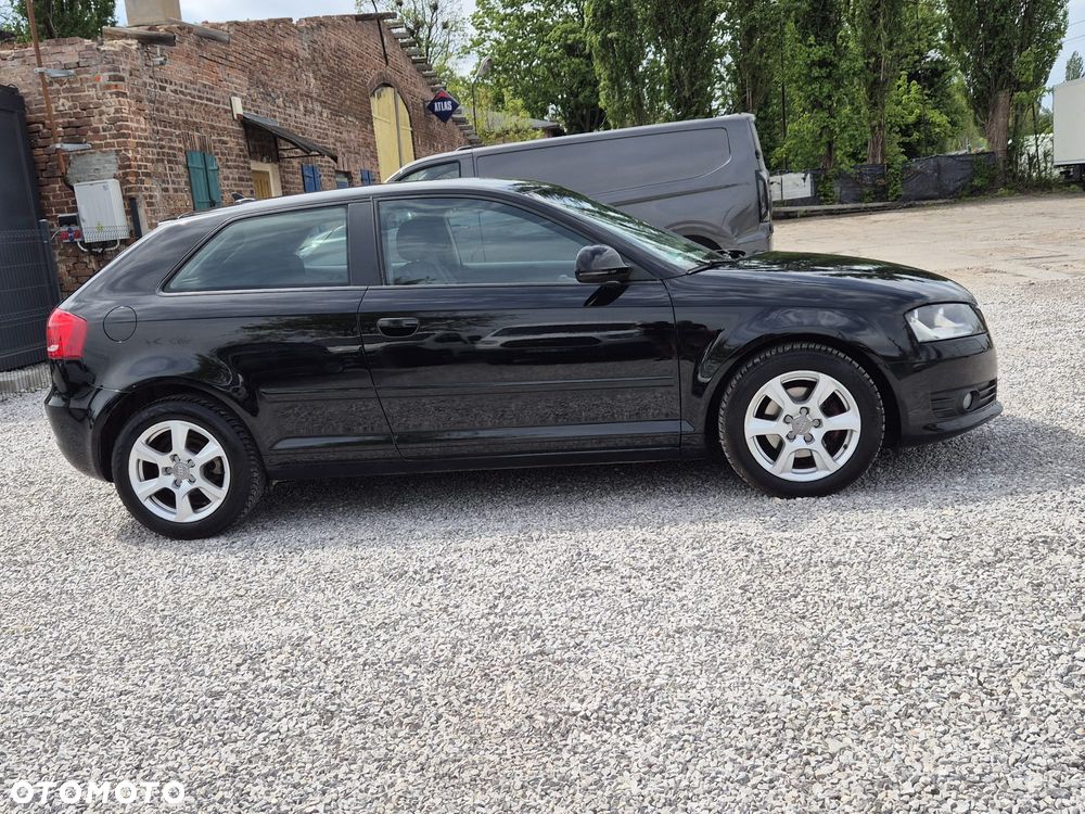Audi A3 3-drzwiowe 1.4 TFSI Ambition - 27