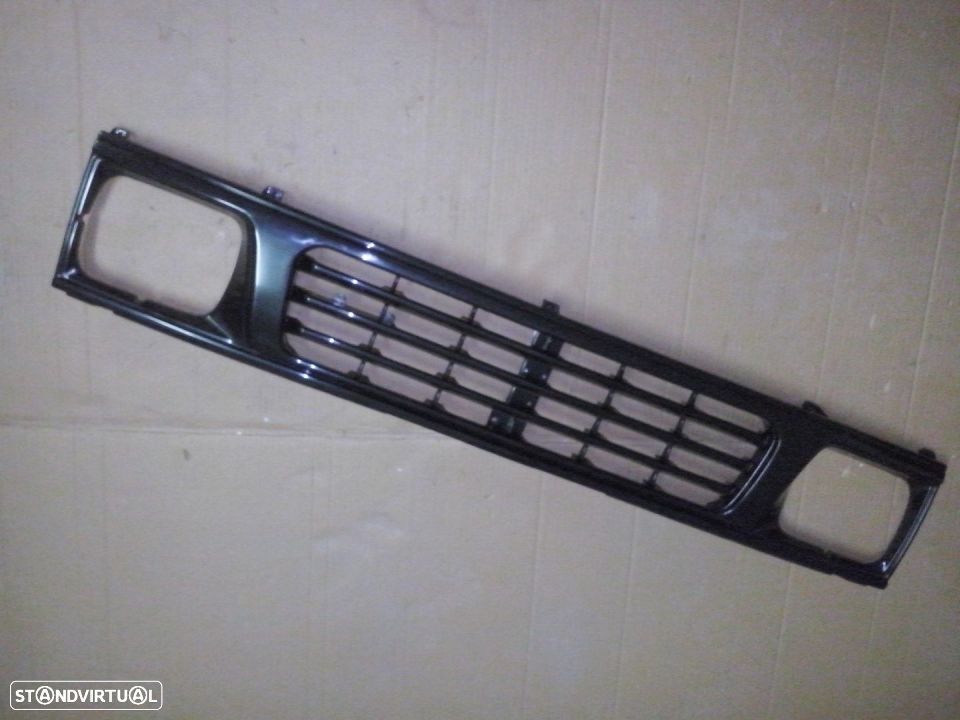 Grelha Mitsubishi L200 K14 K34 1993-- NOVA - 1