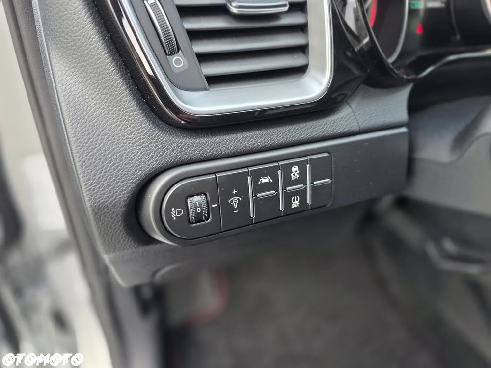 Kia Ceed 1.6 CRDi SCR L Business Line Plus DCT - 34