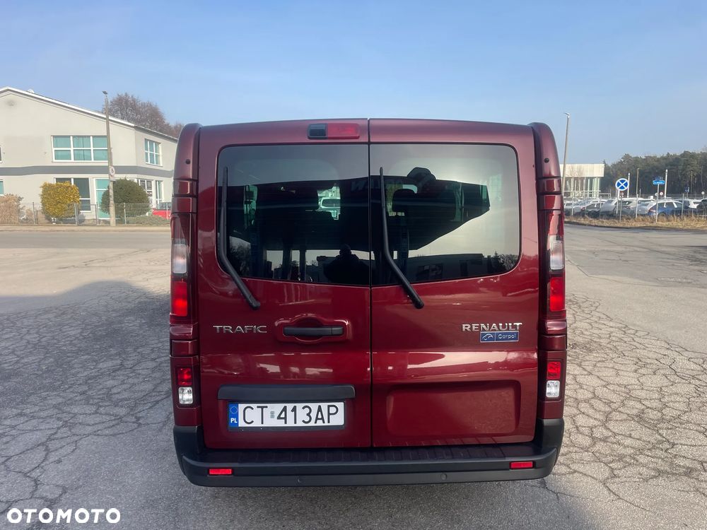 Renault Trafic 2.0 dCi EDC - 6