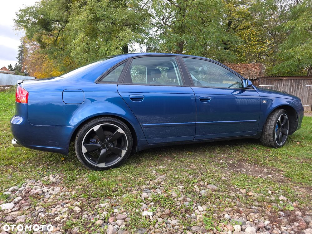 Audi A4 Limousine 2.0T FSI Quattro - 3