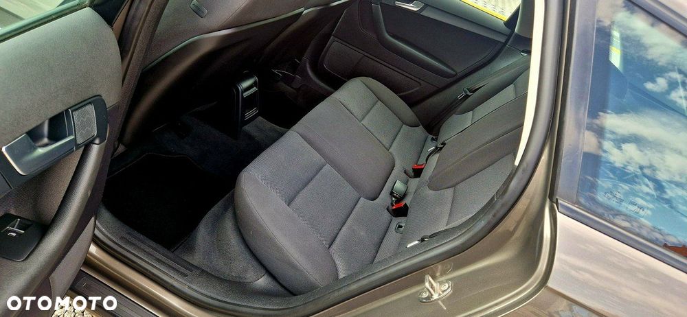 Audi A3 Sportback 1.6 TDI S tronic Attraction - 20