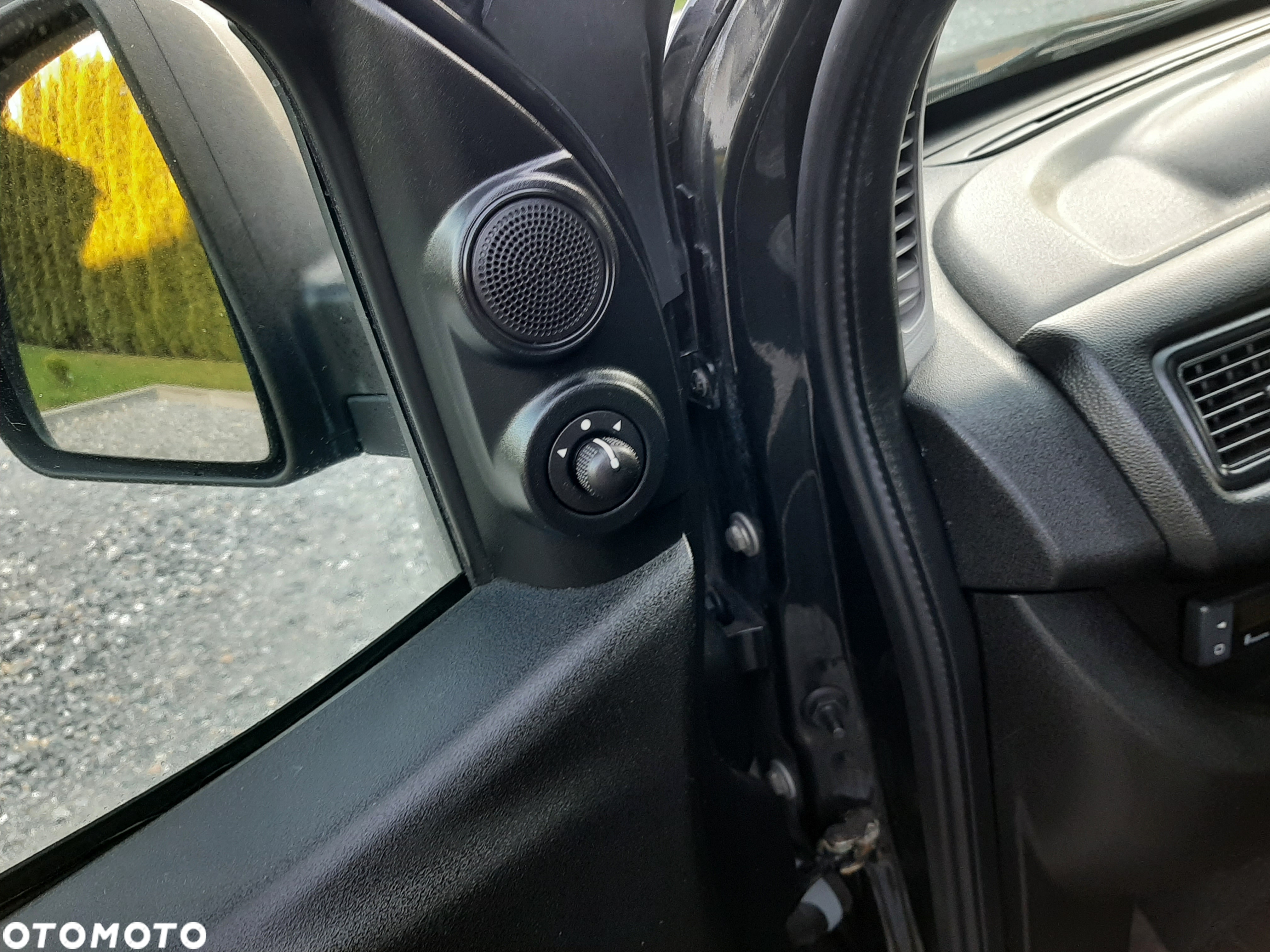 Opel Combo Tour 1.4 Cosmo - 26