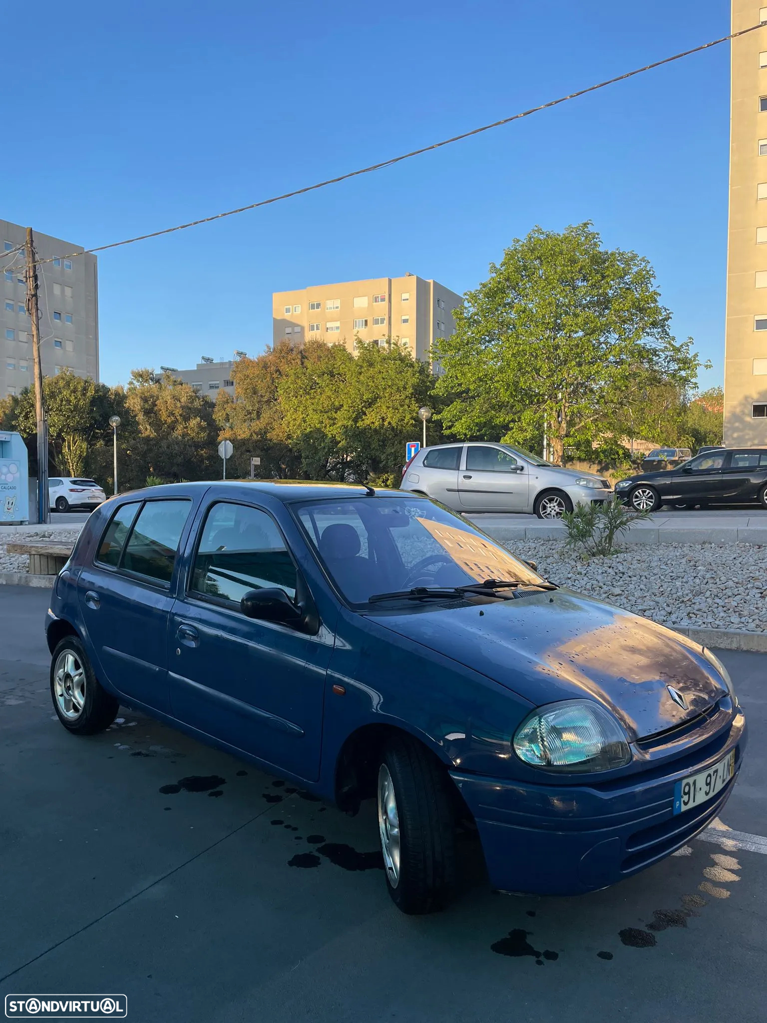 Renault Clio 1.2 RN - 2