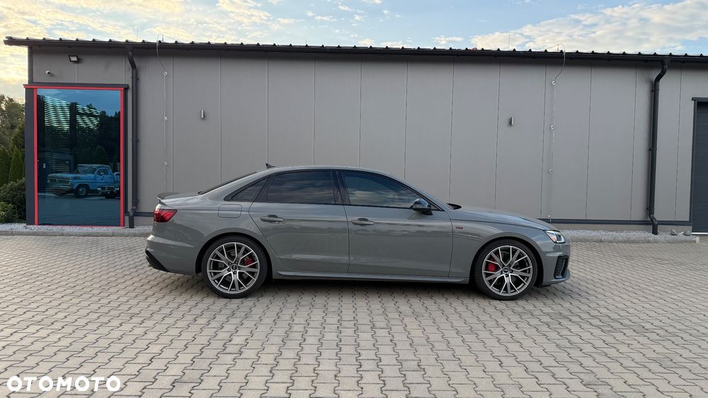 Audi A4 Limousine 45 TFSI quattro S tronic S line - 5