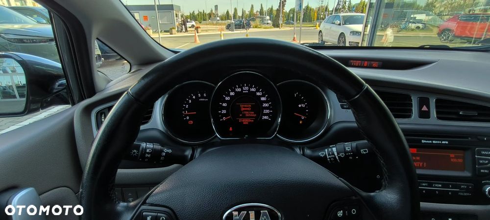 Kia Ceed 1.6 Crdi L Euro2012 - 10