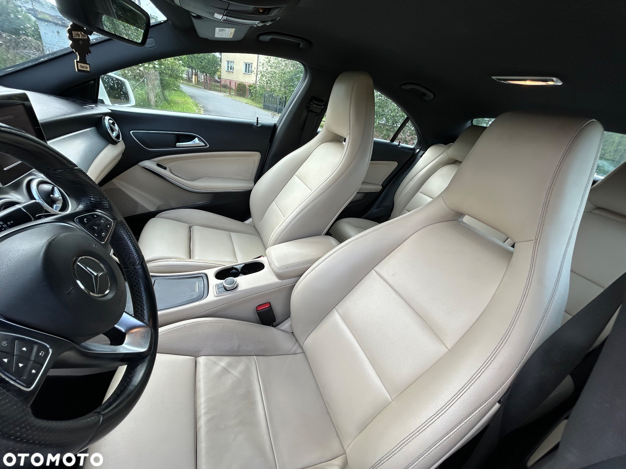 Mercedes-Benz CLA Shooting Brake 250 7G-DCT - 16
