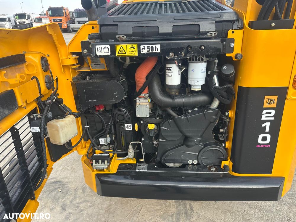 JCB 210 T4 - 11