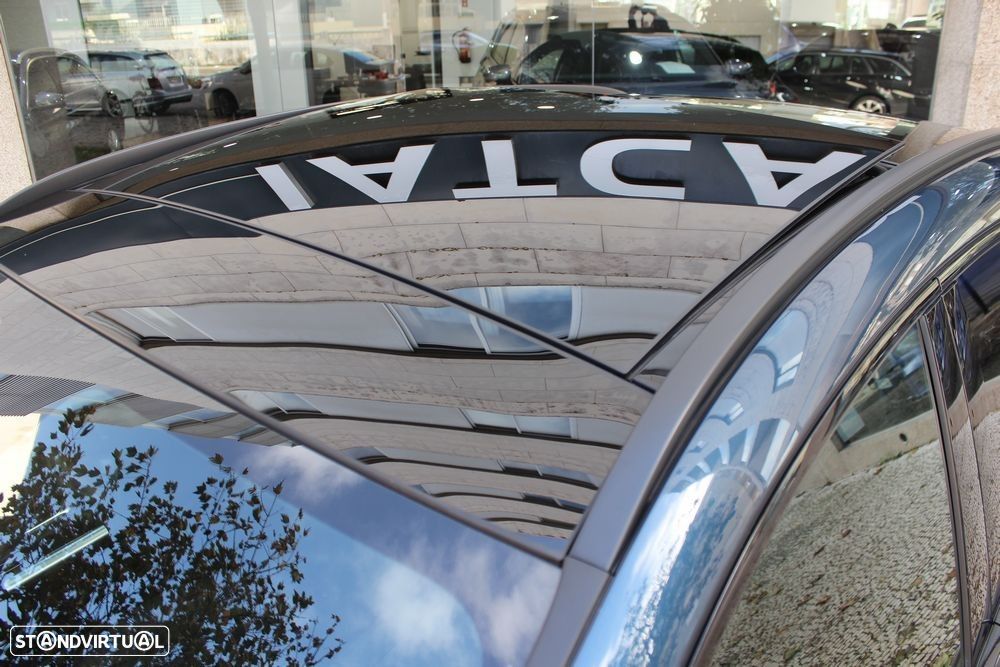 Mercedes-Benz GLA 250 e AMG Line - 13