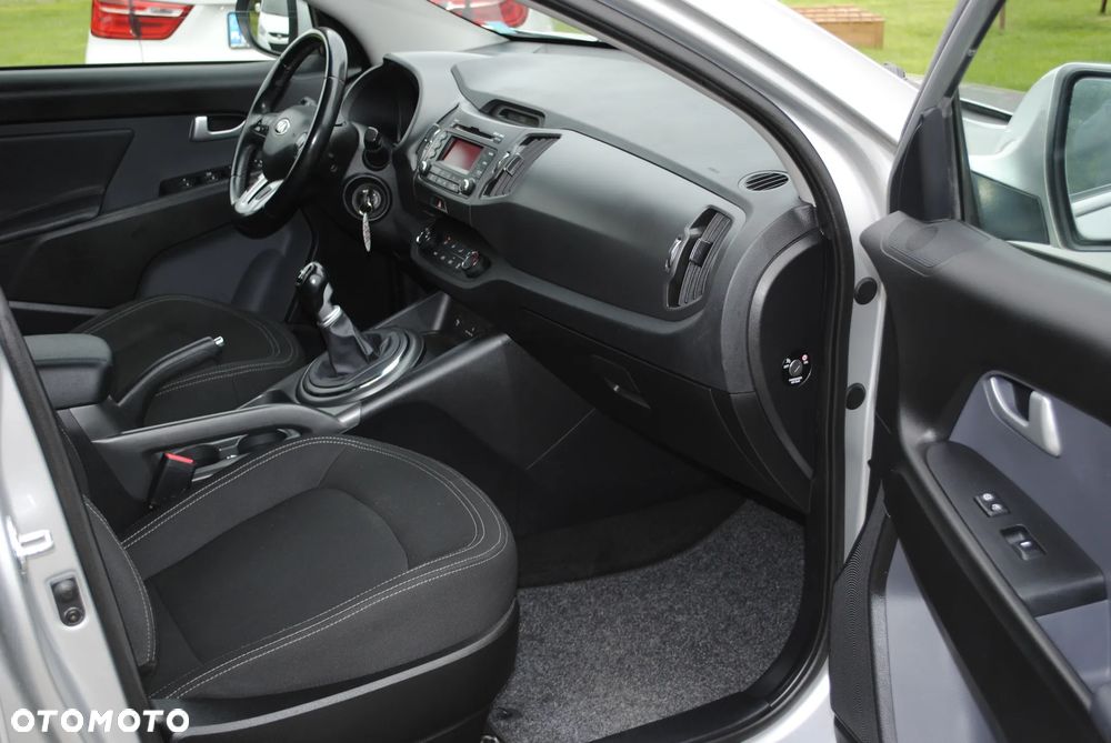 Kia Sportage 1.7 CRDI 2WD Attract - 14