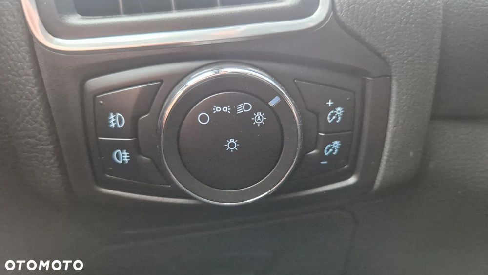 Ford Focus 1.6 EcoBoost Start-Stopp-System Titanium - 20