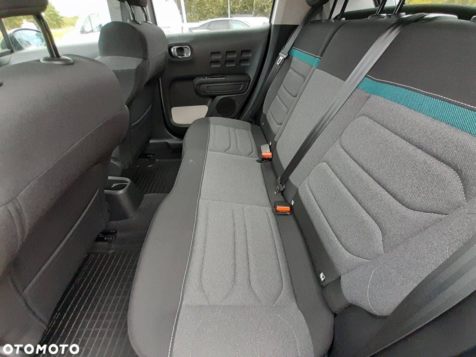 Citroën C3 1.2 PureTech Shine - 18