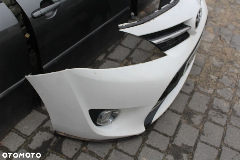 zderzak przód grill toyota verso r2 kolor 040 2014r kompletny - 9