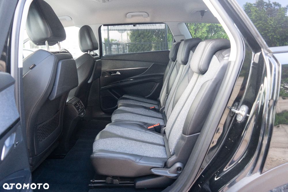 Peugeot 5008 THP 165 EAT6 Allure - 20