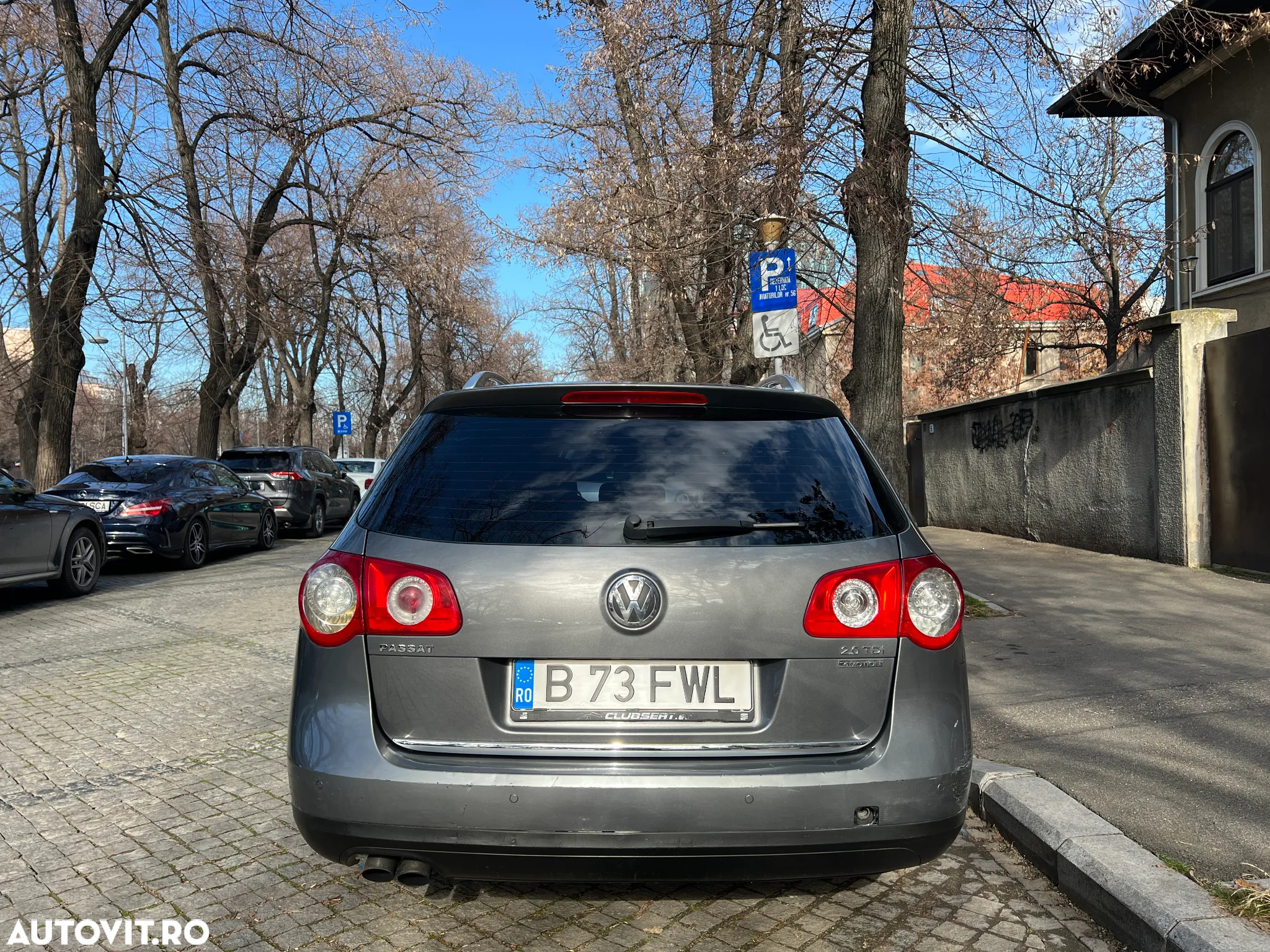 Volkswagen Passat - 8