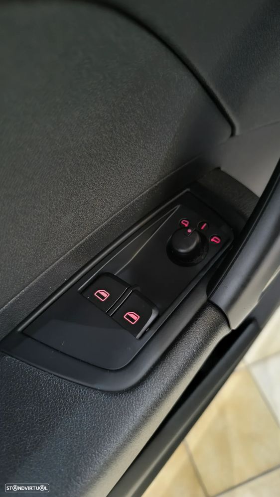 Audi A1 1.6 TDI S line Sport Pack - 20