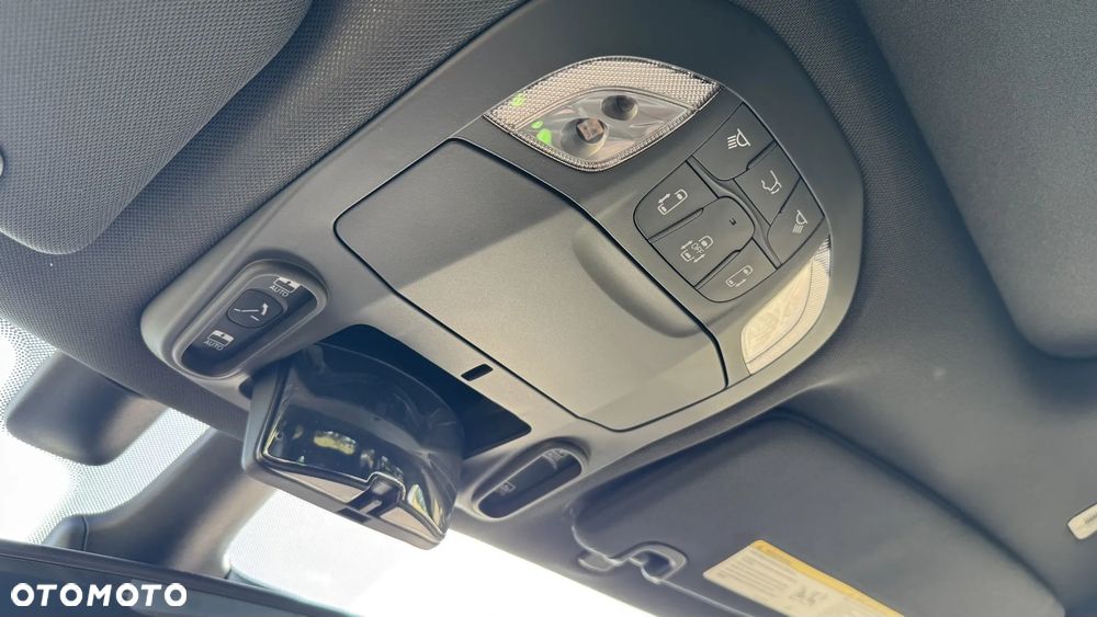 Chrysler Pacifica - 23