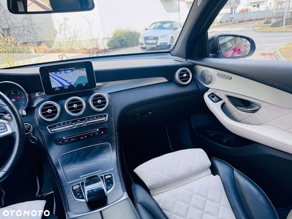 Mercedes-Benz GLC - 23