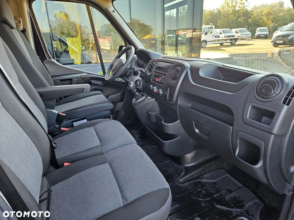Renault Master L2H2 2.3dCi 130KM - 10