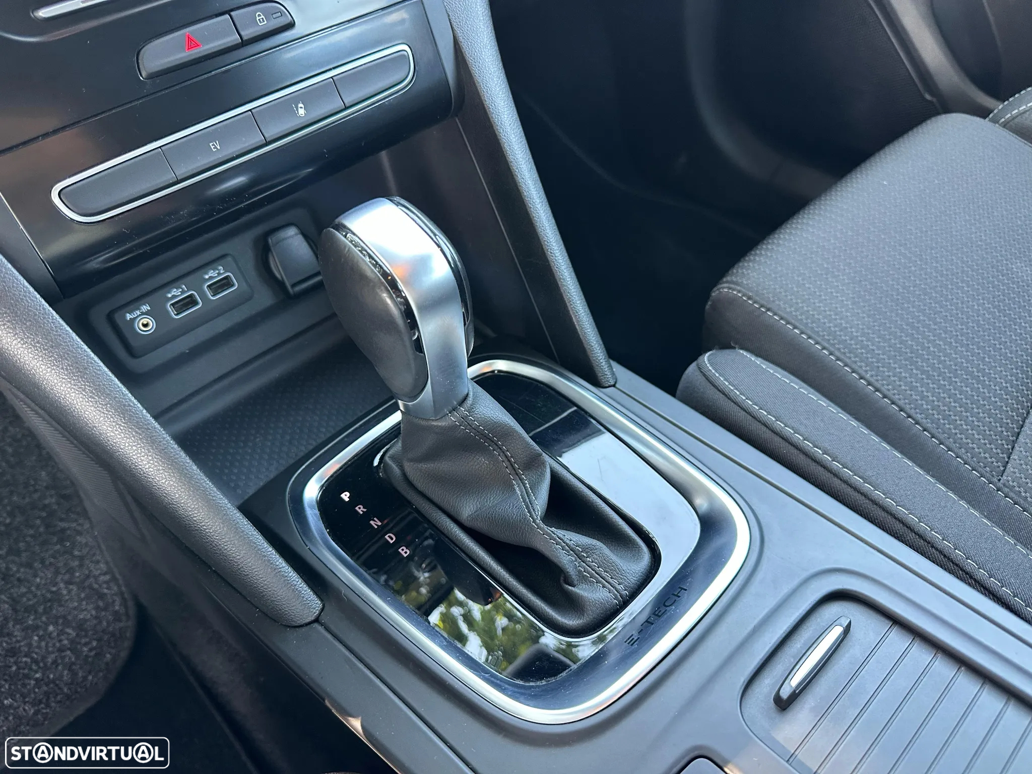 Renault Mégane Sport Tourer 1.6 E-Tech Plug-In E-Tech Hybrid Engineered - 21