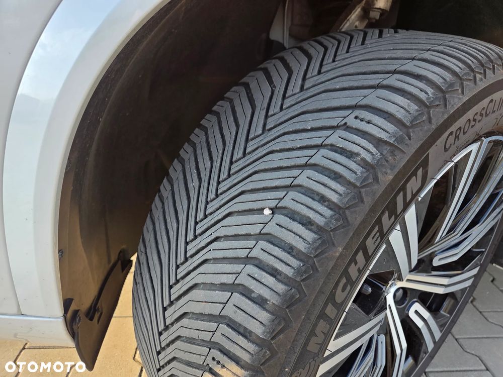 Volvo XC 90 B5 D AWD Plus Bright - 12