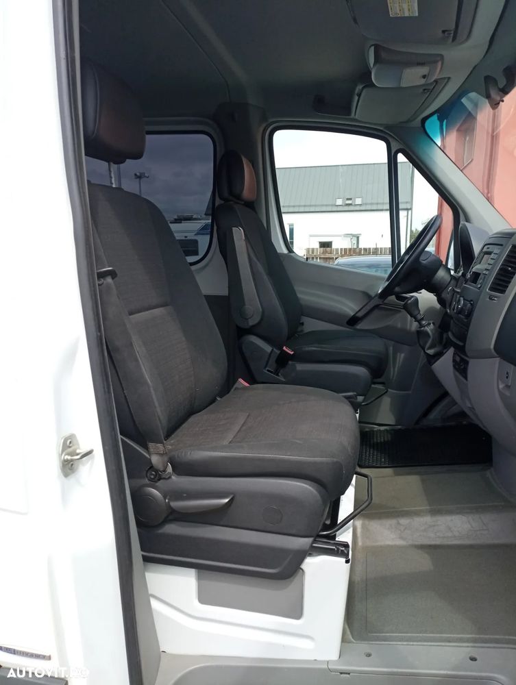 Mercedes-Benz Sprinter - 8