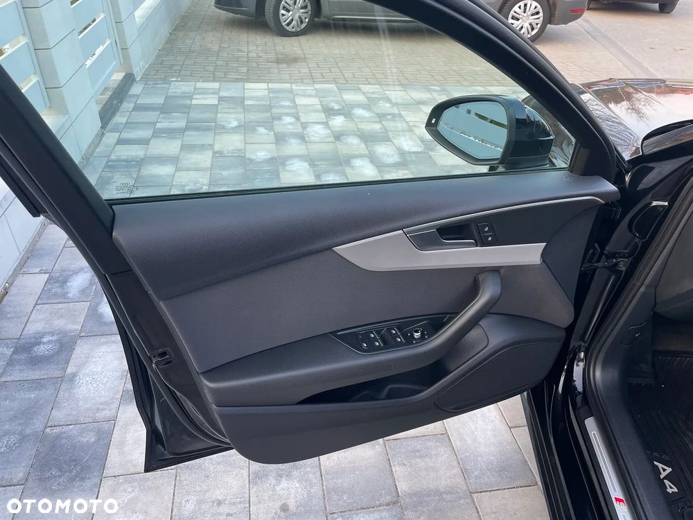 Audi A4 Avant - 16